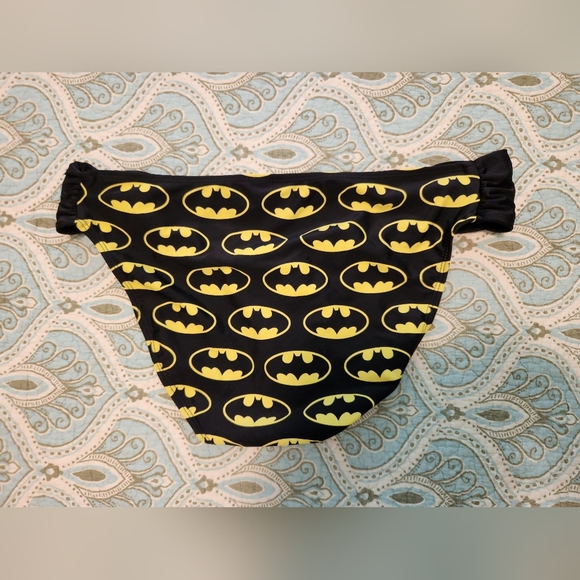 Batman Bikini Bottoms - L - Never Worn! DC Comics - Picture 2 of 3